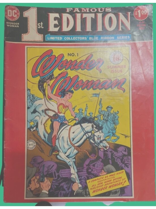 DC Other - Famous First Edition Wonder Woman No. 1 Summer Issue 1942 Reprint Limited Collec